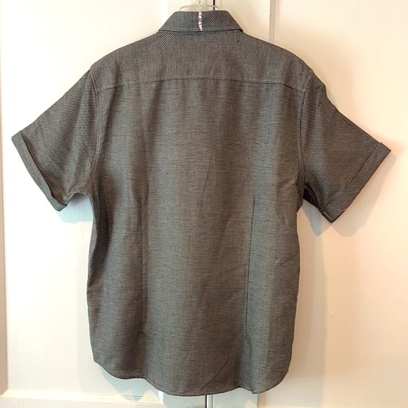 ROBERT GRAHAM ‘LIAM’ TAILORED FIT SHORT SLEEVE SHIRT - Picture 12 of 13